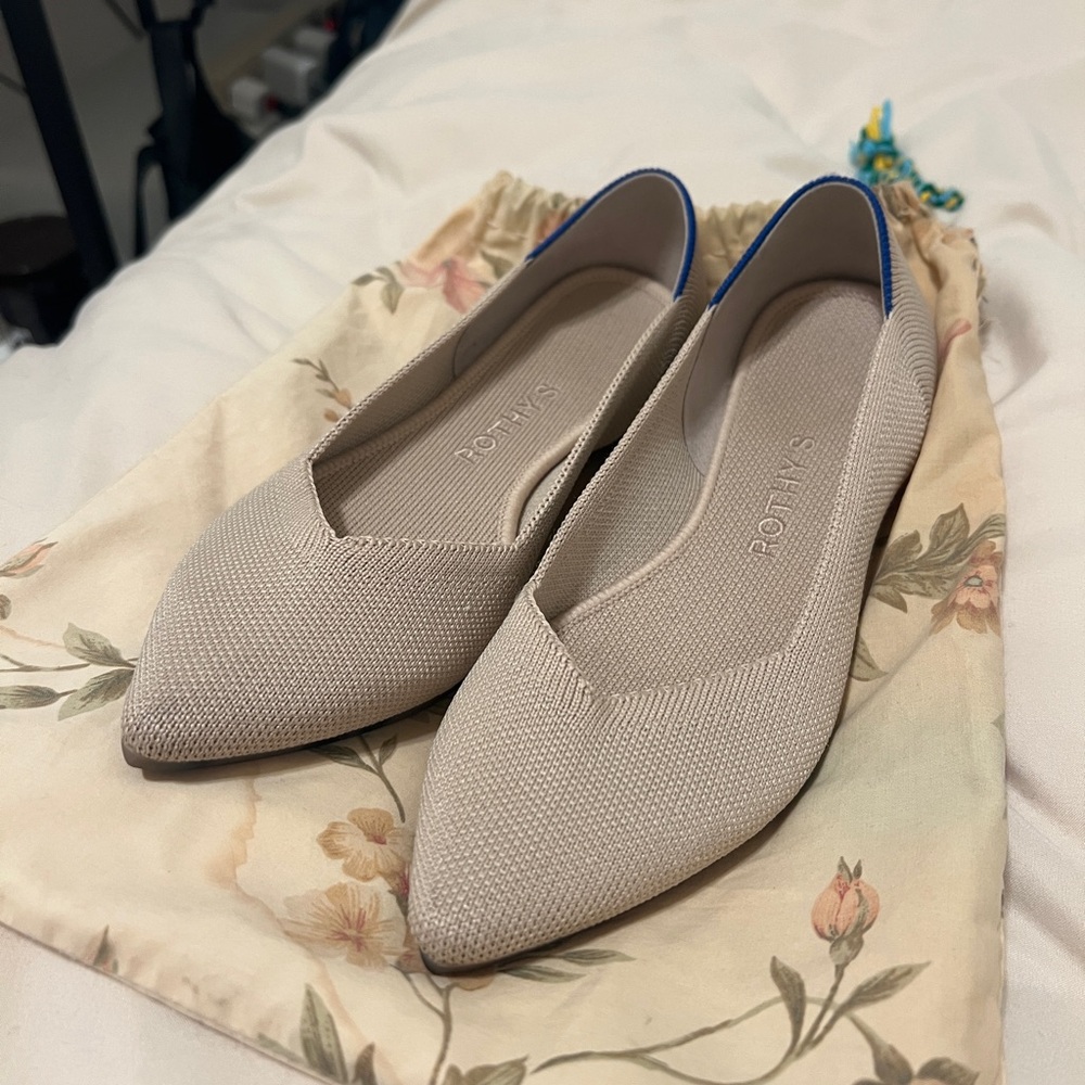 Rothy’s Point Size 7 (worn once!)